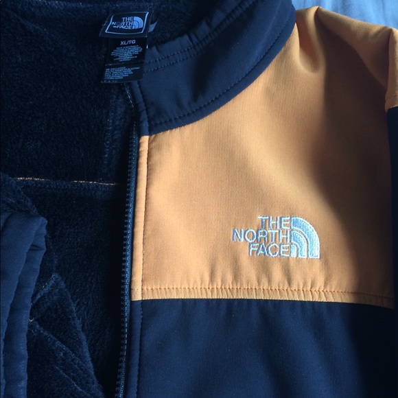 The North Face Fleece Lined Jacket - Picture 2 of 3